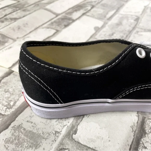 Authentic Vans (In Excellent Condition) - Picture 5 of 10